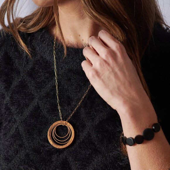 Gold and Wood Circle Necklace - Picture 1 of 4